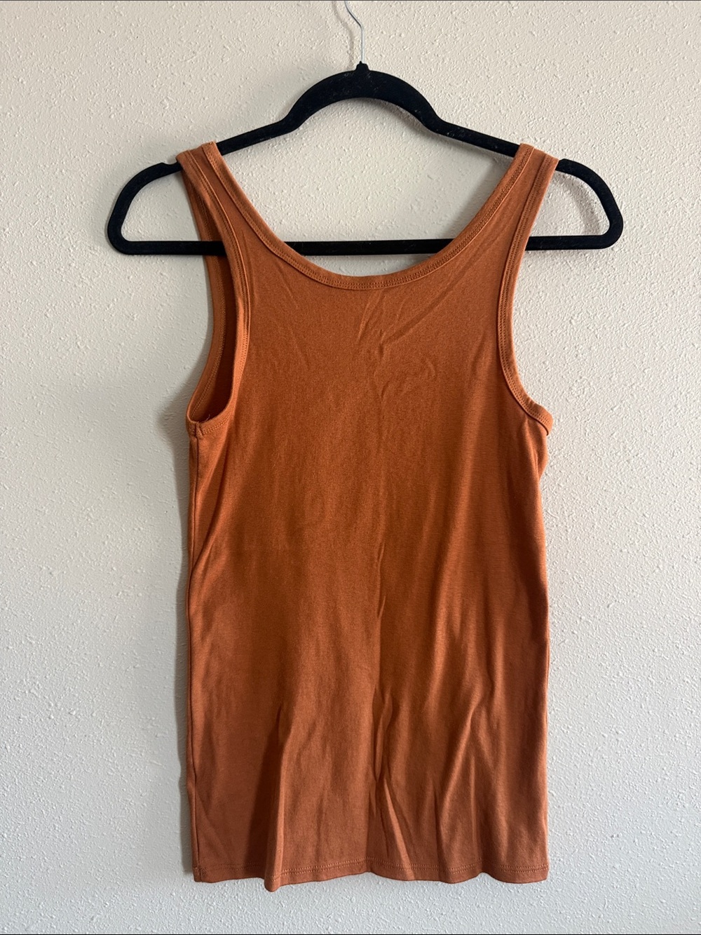 a new day Sleeveless Scoop Neck Tank in Rust - Picture 3 of 3